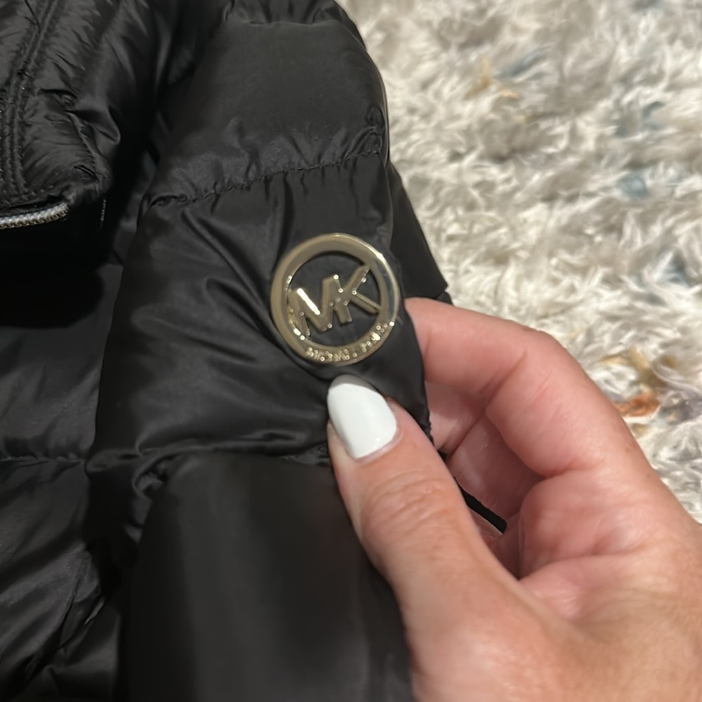 MK Women's Black Quilted Jacket - Picture 6 of 7